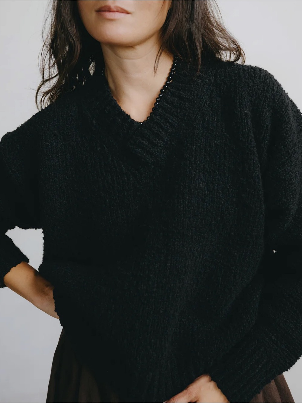 EUC Ozma Dylan V-Neck Sweater in Cotton Boucle in Black size M/L